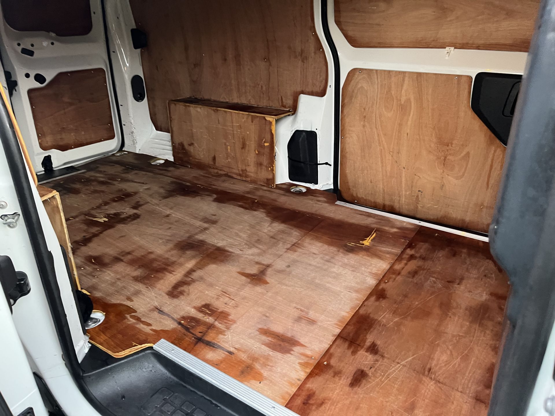 2022 22 VAUXHALL VIVARO F3100 SPORTIVE S/S PANEL VAN - 128K MILES - PLY LINED - Image 10 of 20