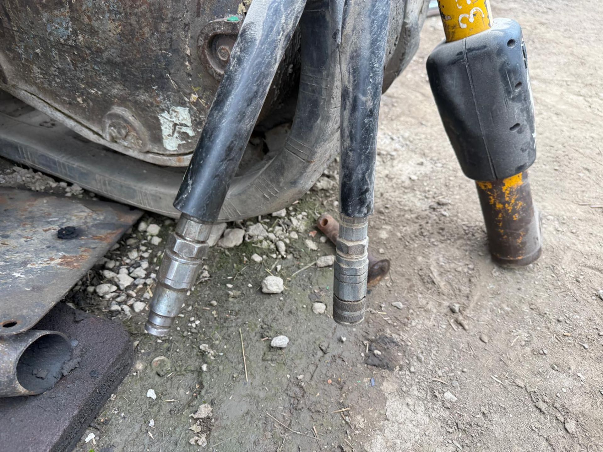 USED JCB HM25 HYDRAULIC ROCK BREAKER - Image 6 of 7