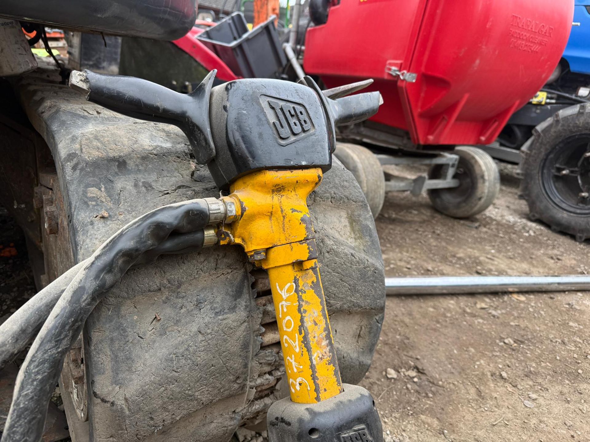 USED JCB HM25 HYDRAULIC ROCK BREAKER - Image 2 of 7