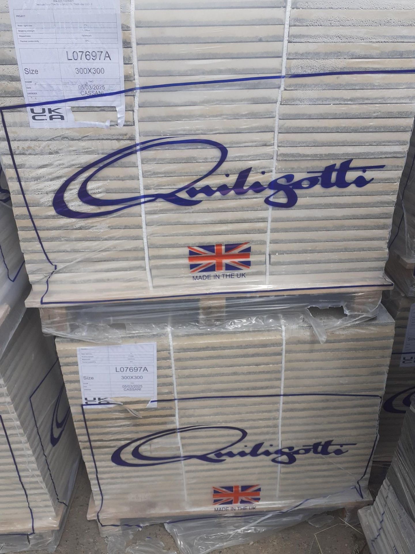 1 PALLET OF BRAND NEW FLOOR TILES - 24 SQ YRDS PER PALLET - RRP £1000 PER PALLET - Image 3 of 7