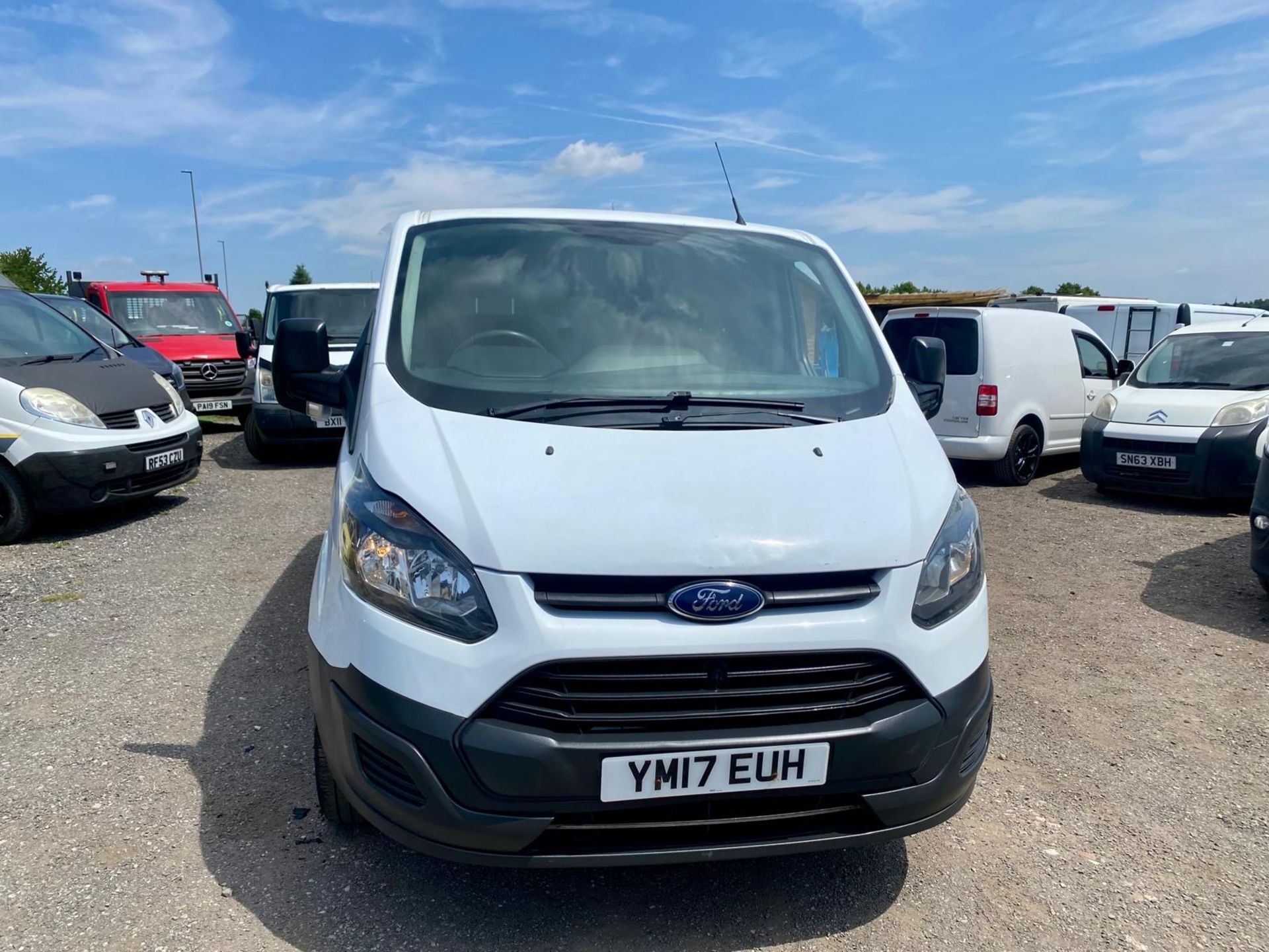 2017 FORD TRANSIT CUSTOM 270 PANEL VAN - 128K MILES - FULL SERVICE HISTORY - NO VAT - Image 7 of 12