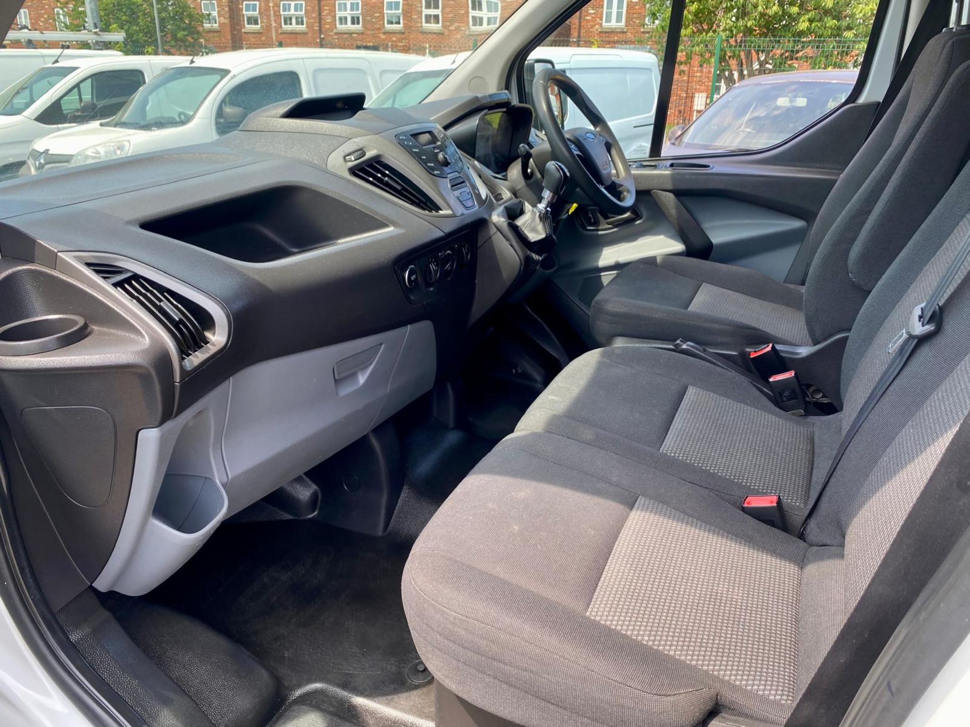 2017 FORD TRANSIT CUSTOM 270 PANEL VAN - 128K MILES - FULL SERVICE HISTORY - NO VAT - Image 12 of 12