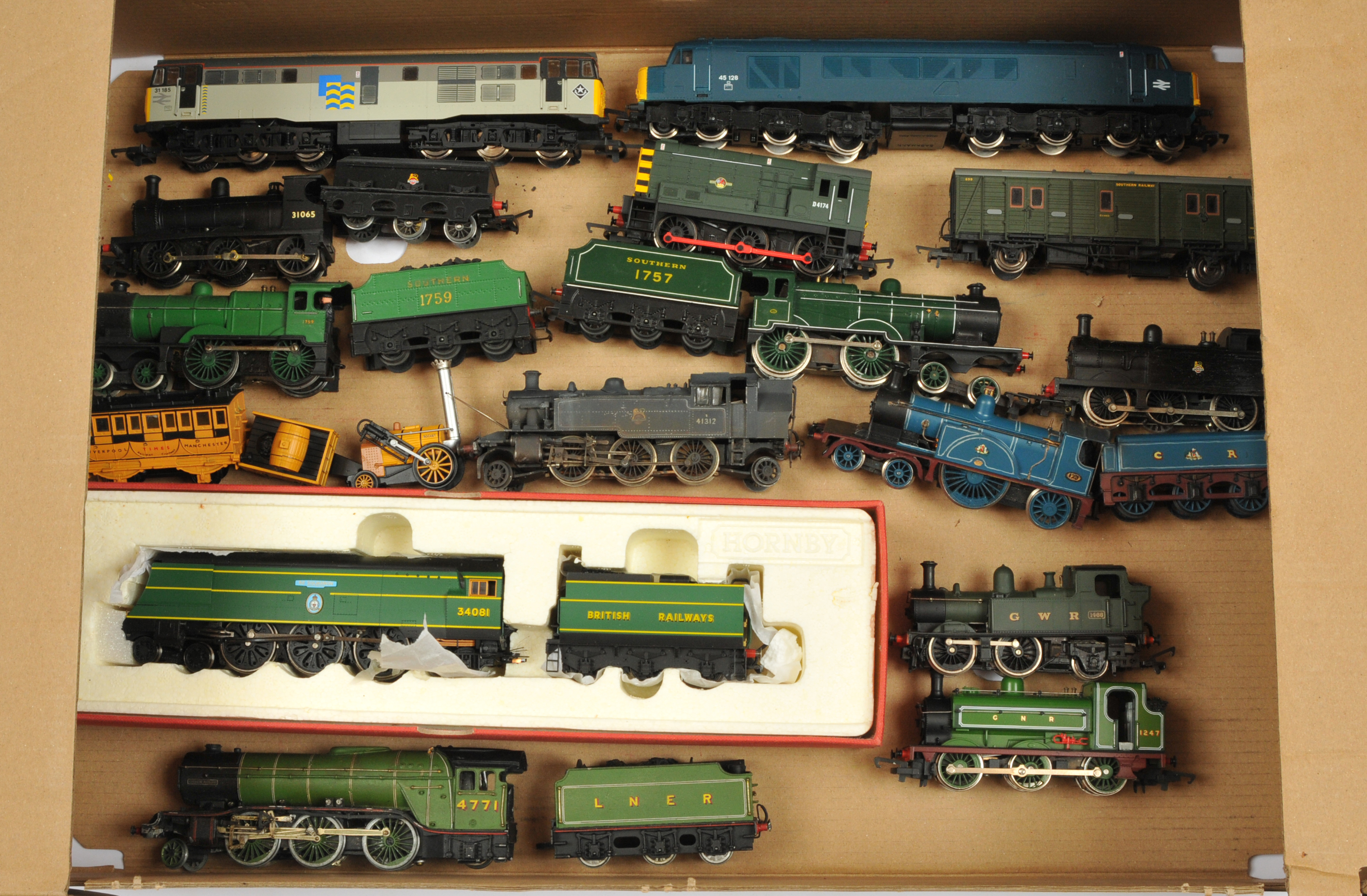 Zerodis ensemble de trains de locomotives Jouets de Train électrique à piles de Train de