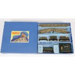 Hornby-Dublo OO Gauge 3-Rail EDG7 Tank Goods Train set in GWR livery, appears comp…