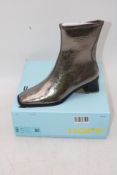 Hoff Date Plomo Ankle Boots, Metallic Grey, UK 8. Box damaged