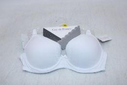 Four Guy De France Preformed Cotton Bras to include 1x UK 36B, 1x 36C, 1x 38B, 1x 38C, All White