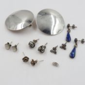 Six pairs of silver earrings. UK P&P Group 0 (£7+VAT for the first lot and £1+VAT for subsequent