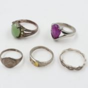 Five silver rings including stone-set examples. UK P&P Group 0 (£7+VAT for the first lot and £1+