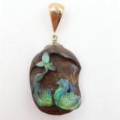 Carved boulder opal pendant with gold bale. UK P&P Group 0 (£7+VAT for the first lot and £1+VAT