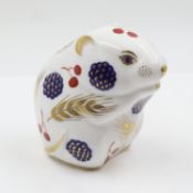 Royal Crown Derby harvest mouse paperweight, no damages, H: 70 mm. UK P&P Group 1 (£18+VAT for the