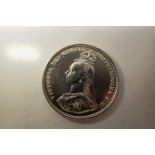 1887 silver shilling of Queen Victoria. UK P&P Group 0 (£7+VAT for the first lot and £1+VAT for