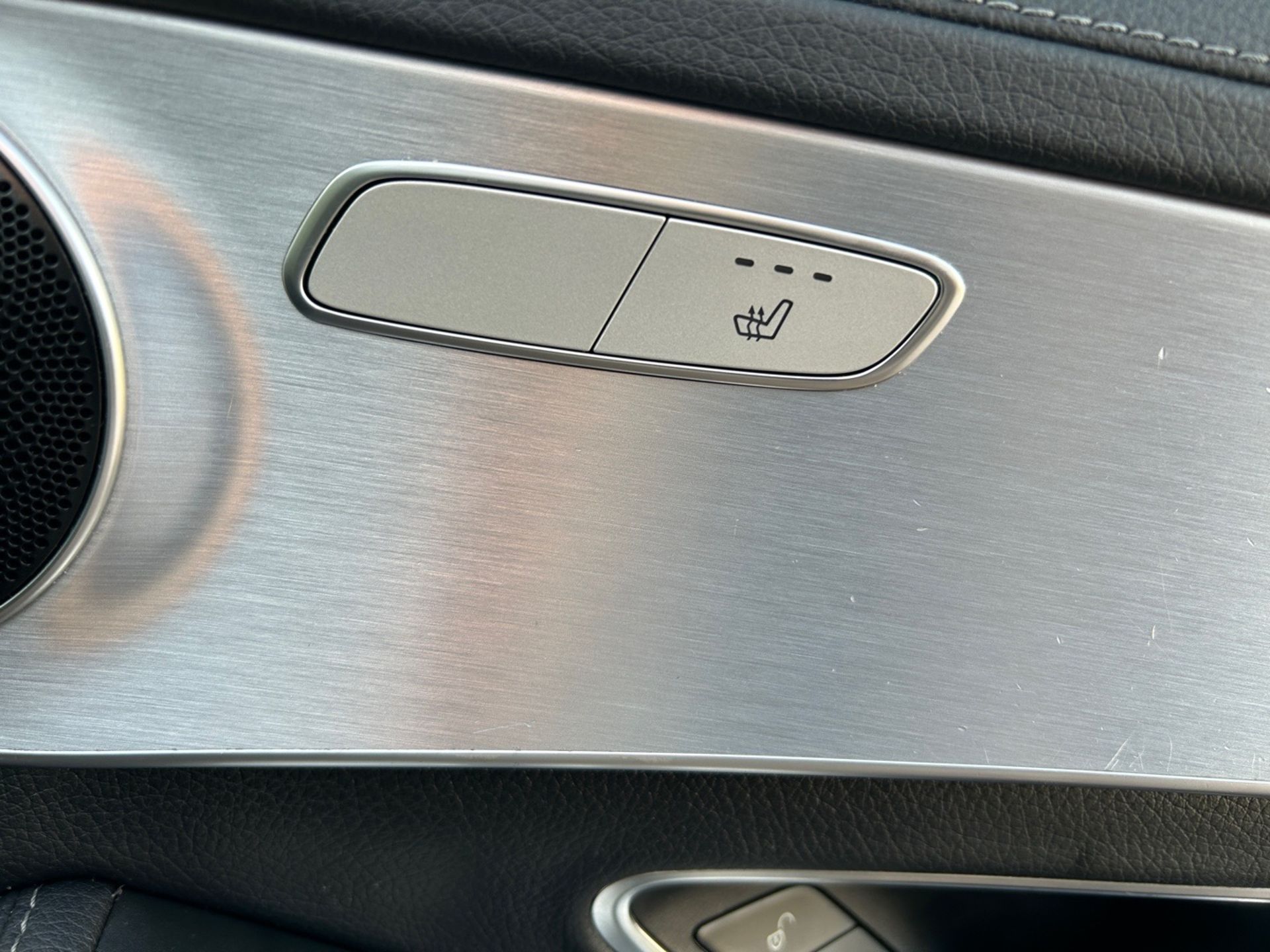 (ON SALE) 2015 Model Mercedes-Bens C220 *AMG* Line Saloon 2.1 - Automatic - Navigation - Bluetooth - Image 19 of 21