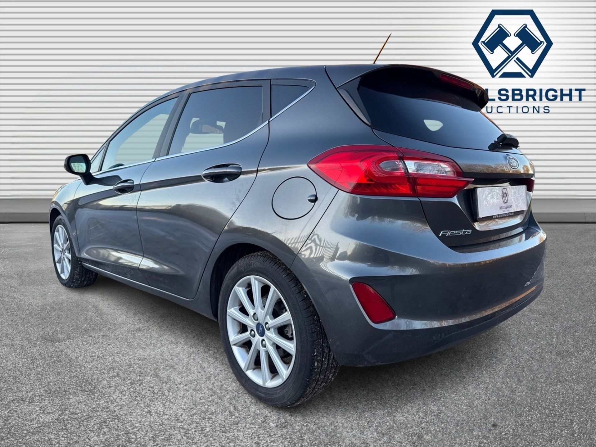 2017 FORD Fiesta Titanium 125 Hatchback 1.0 - Navigation - Bluetooth - Petrol- Auto s/s! - Image 2 of 25