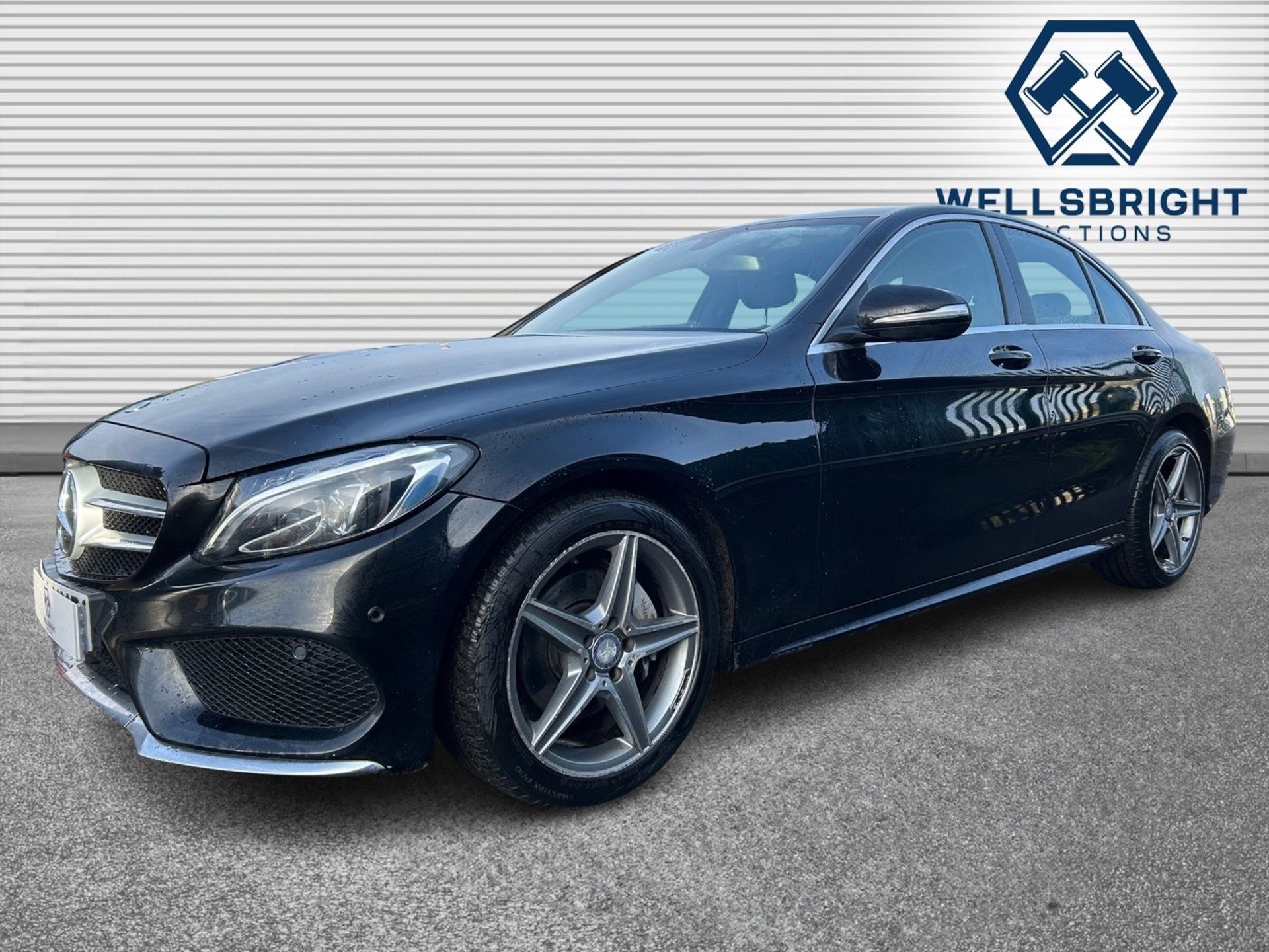(ON SALE) 2015 Model Mercedes-Bens C220 *AMG* Line Saloon 2.1 - Automatic - Navigation - Bluetooth