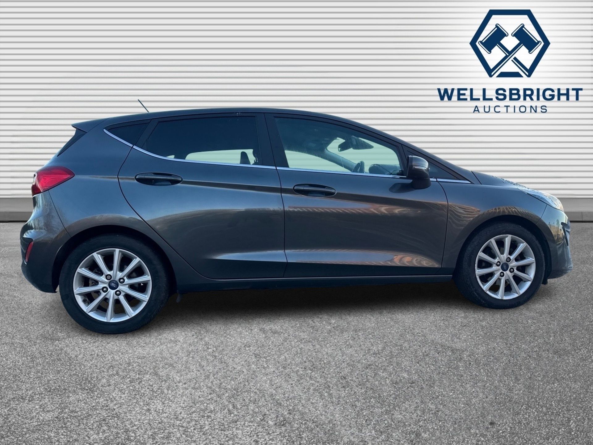 2017 FORD Fiesta Titanium 125 Hatchback 1.0 - Navigation - Bluetooth - Petrol- Auto s/s! - Image 4 of 25
