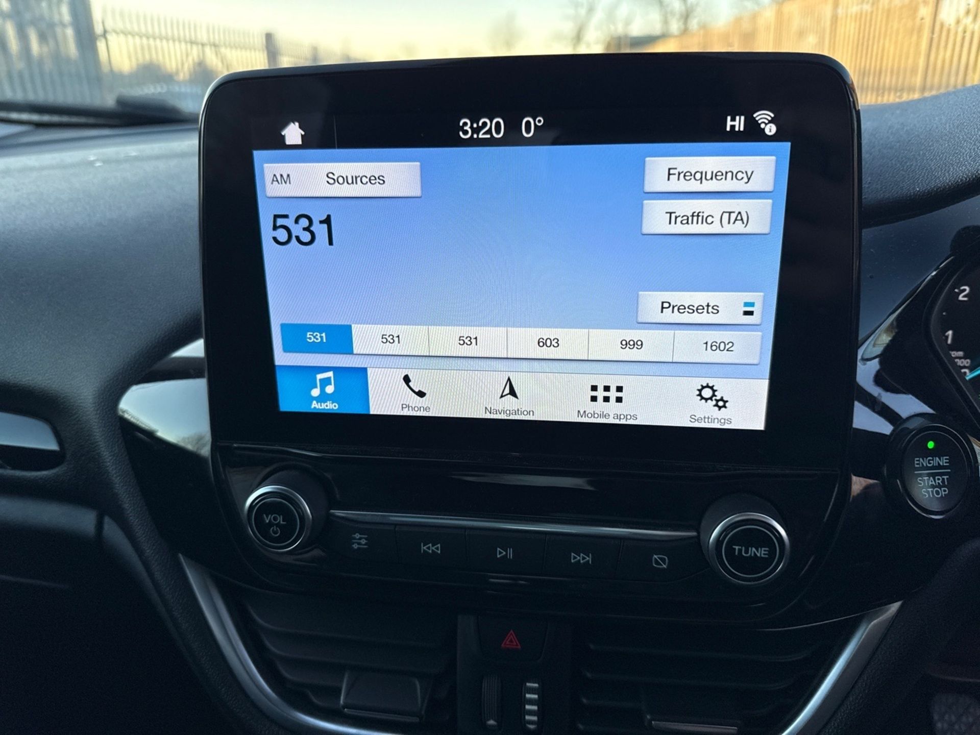 2017 FORD Fiesta Titanium 125 Hatchback 1.0 - Navigation - Bluetooth - Petrol- Auto s/s! - Image 11 of 25