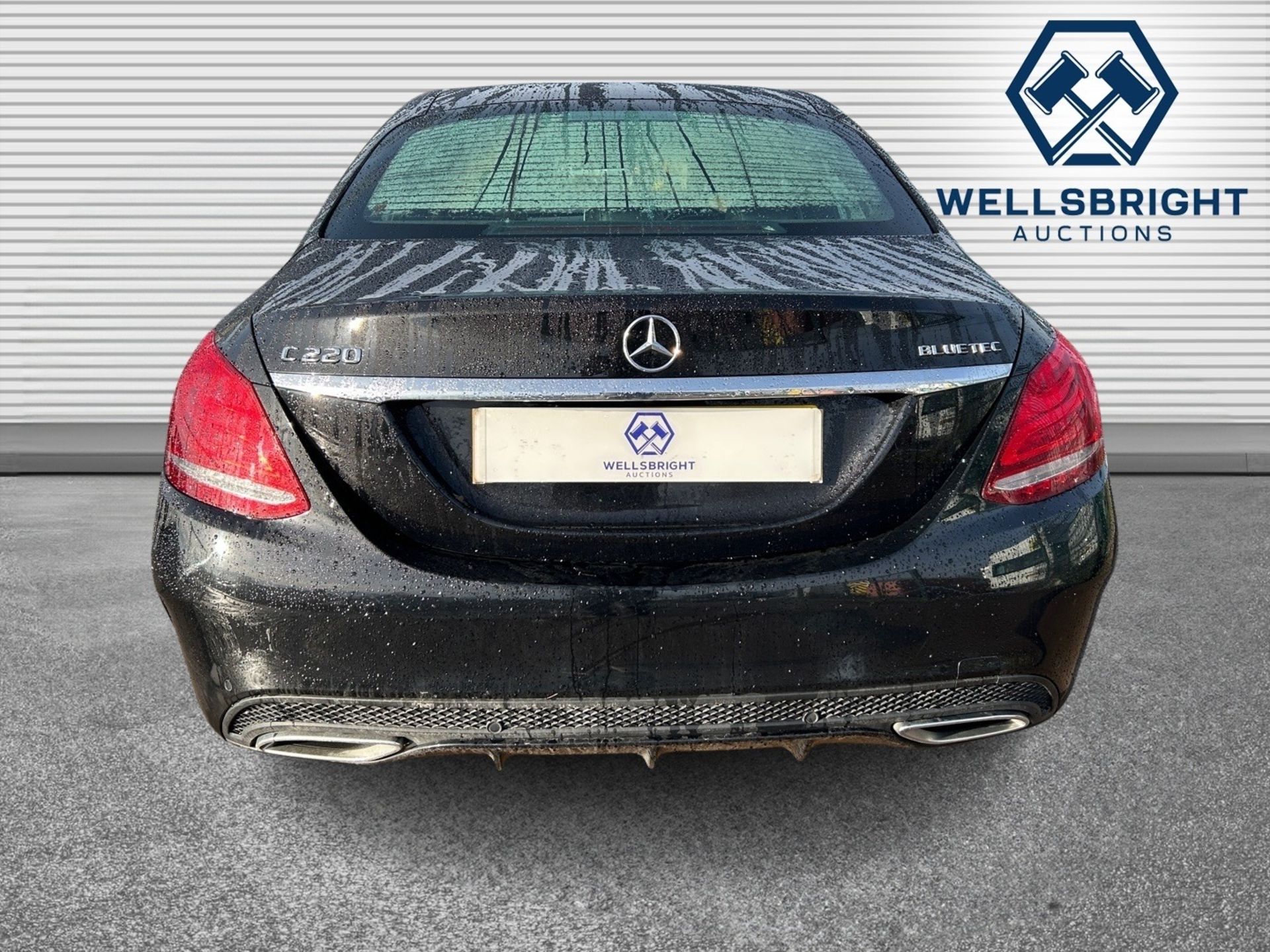 (ON SALE) 2015 Model Mercedes-Bens C220 *AMG* Line Saloon 2.1 - Automatic - Navigation - Bluetooth - Image 4 of 21
