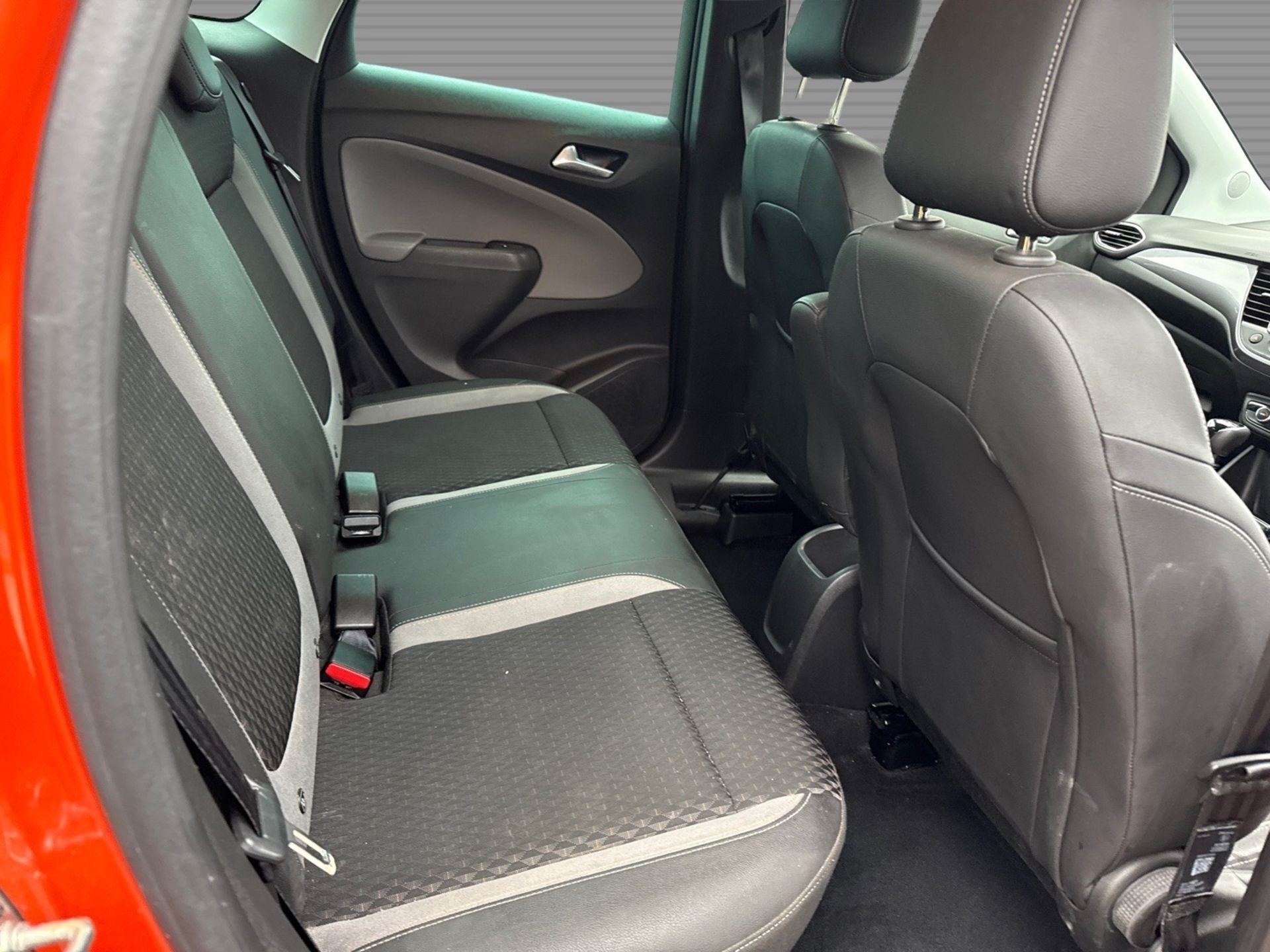 Vauxhall Crossland X Elite 1.2 T - Auto s/s - Parking Sensors - Bluetooth - Ulez Compliant - DAB - Image 11 of 23