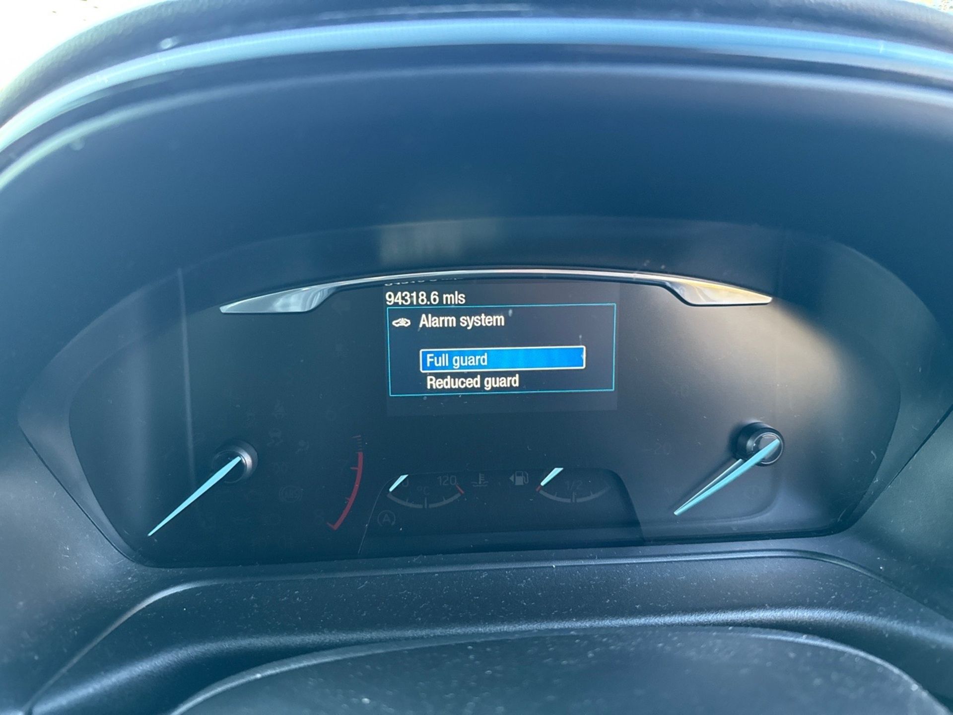 2017 FORD Fiesta Titanium 125 Hatchback 1.0 - Navigation - Bluetooth - Petrol- Auto s/s! - Image 7 of 25