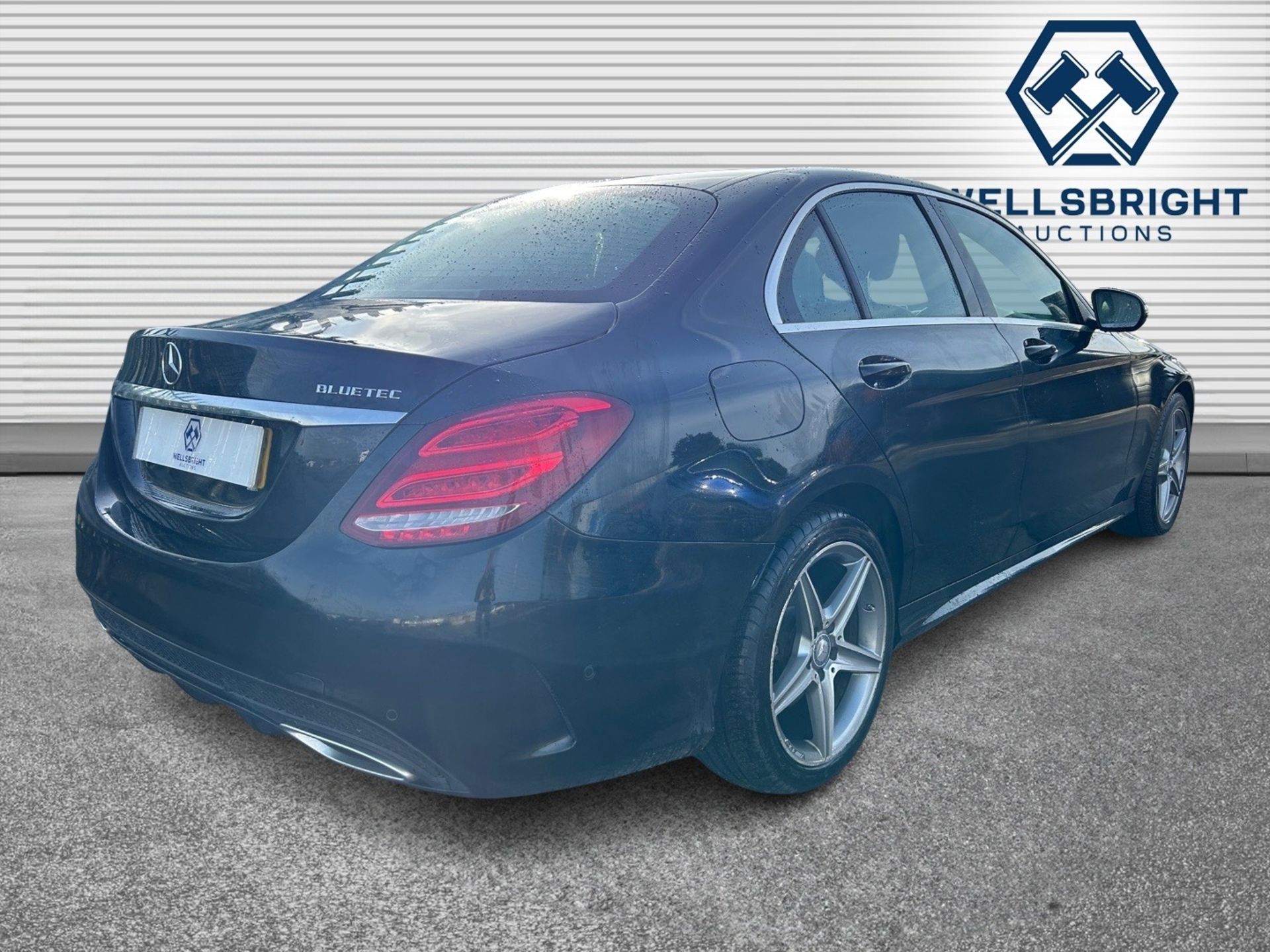 (ON SALE) 2015 Model Mercedes-Bens C220 *AMG* Line Saloon 2.1 - Automatic - Navigation - Bluetooth - Image 5 of 21