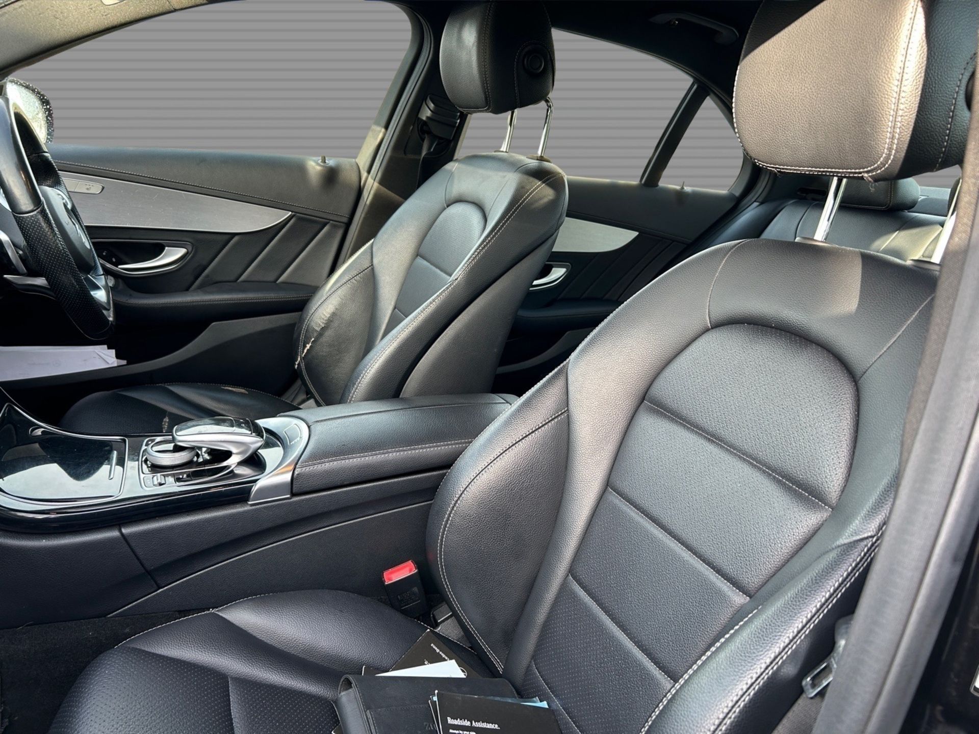 (ON SALE) 2015 Model Mercedes-Bens C220 *AMG* Line Saloon 2.1 - Automatic - Navigation - Bluetooth - Image 13 of 21