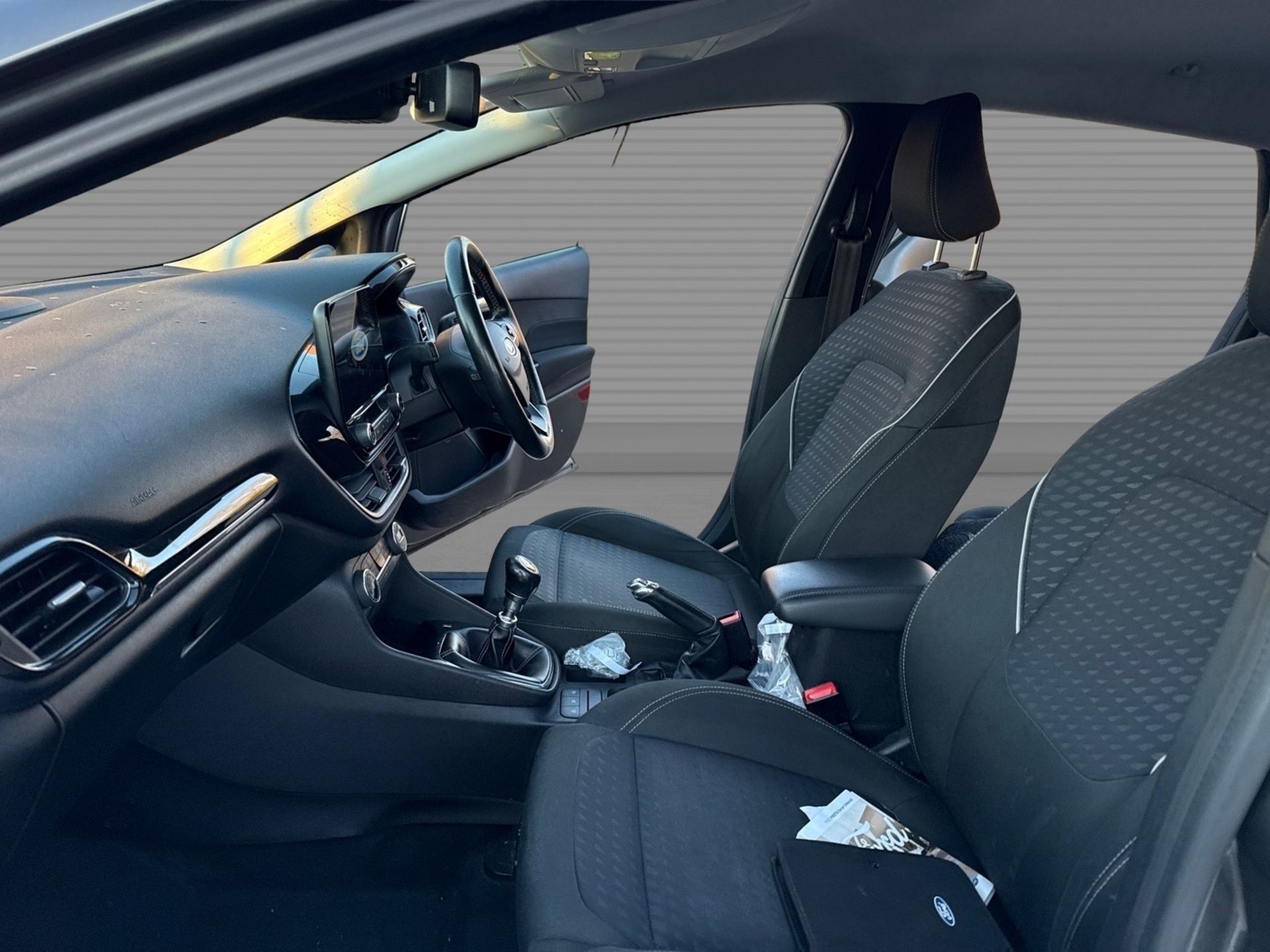 2017 FORD Fiesta Titanium 125 Hatchback 1.0 - Navigation - Bluetooth - Petrol- Auto s/s! - Image 8 of 25