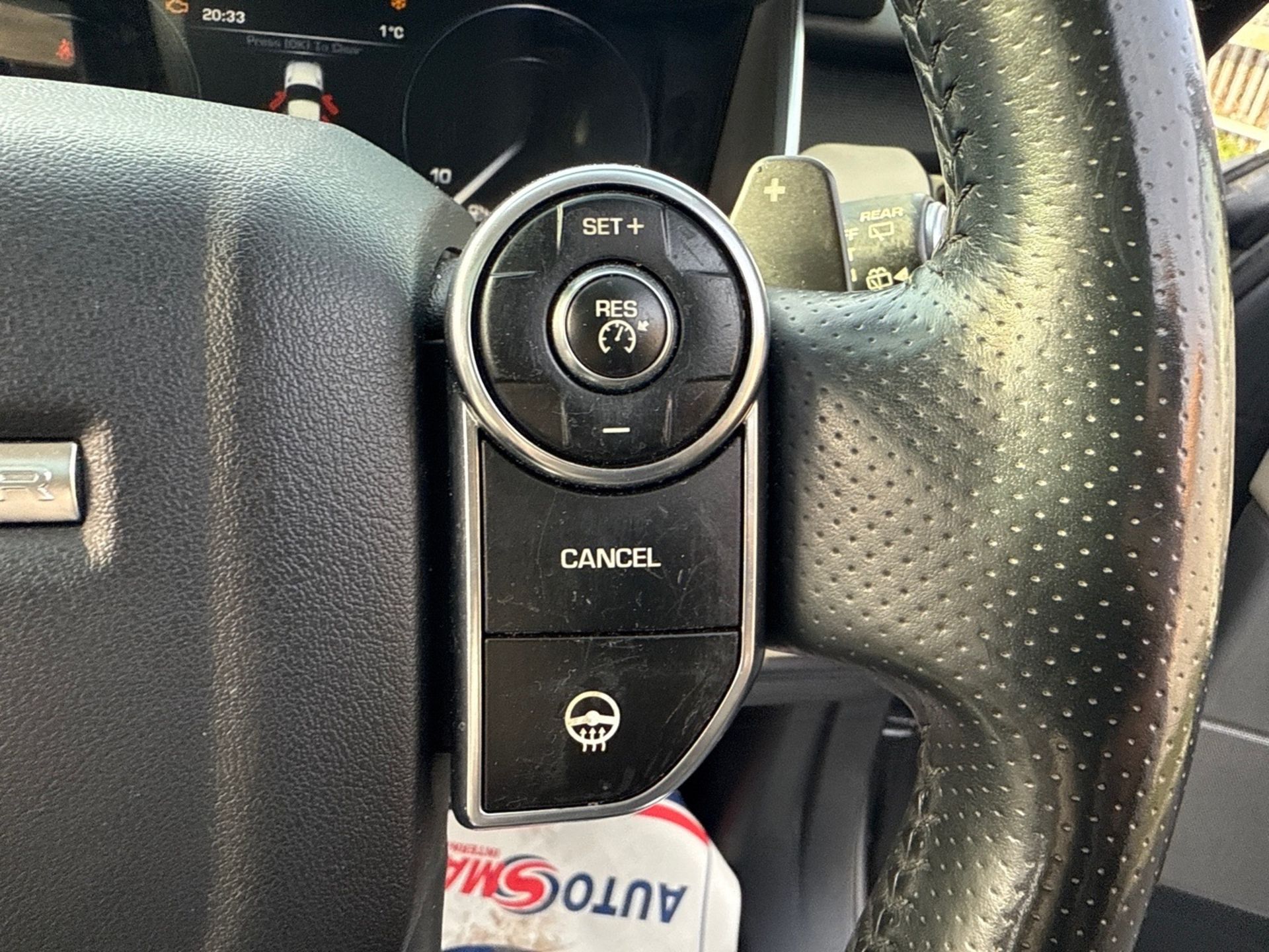 Range Rover Sport V6 HSE 3.0 - Automatic - Heated Seats - Panoramic Roof - Navigation - - Image 24 of 26