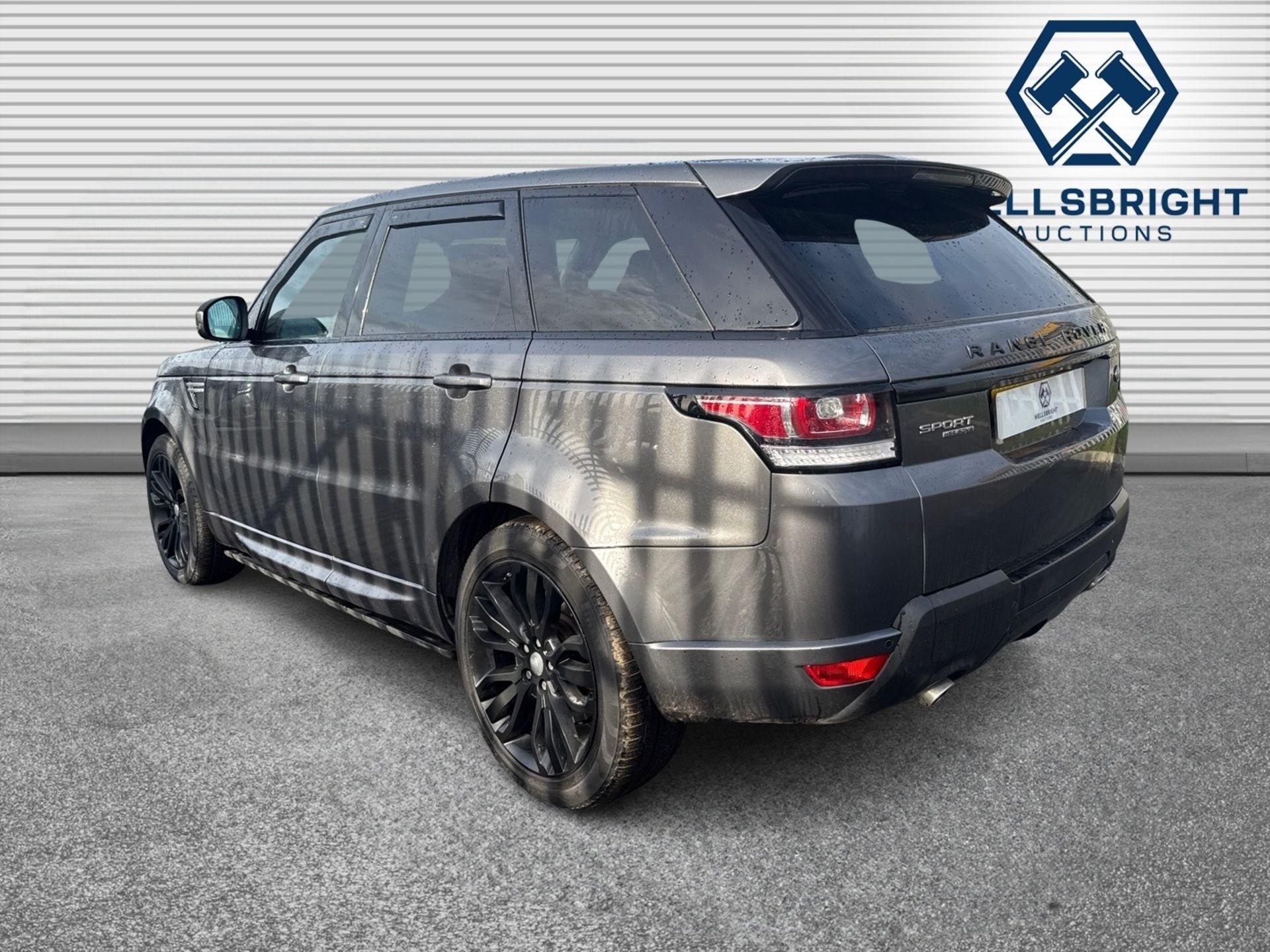 Range Rover Sport V6 HSE 3.0 - Automatic - Heated Seats - Panoramic Roof - Navigation - - Image 3 of 26