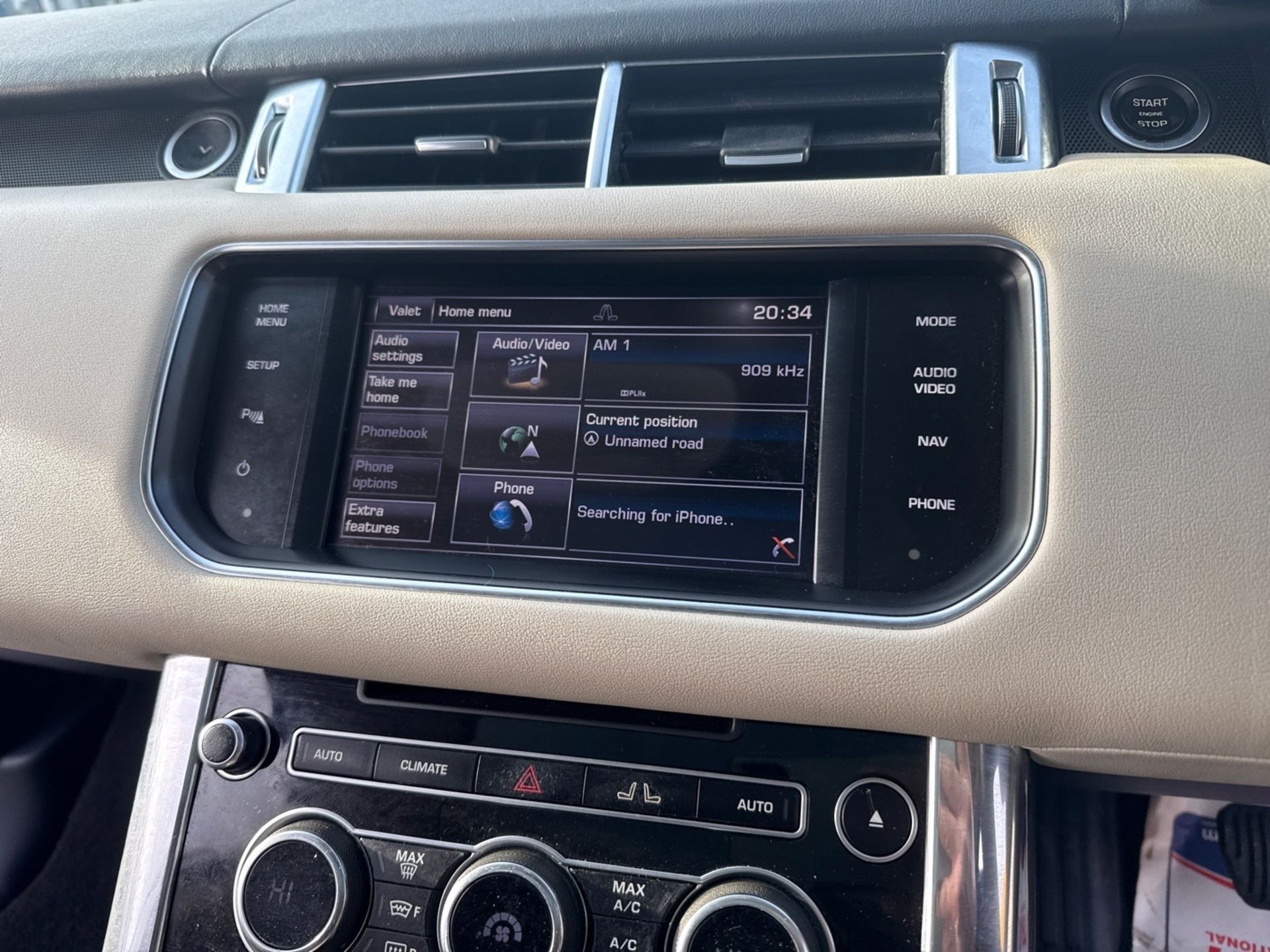 Range Rover Sport V6 HSE 3.0 - Automatic - Heated Seats - Panoramic Roof - Navigation - - Image 26 of 26