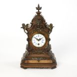 Kleine Gründerzeit-Tischuhr.. Lenzkirch.