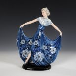 Art-déco-Tänzerin "Susette" in blau geblümtem Kleid. Wiener Manufaktur Friedrich Goldscheider.