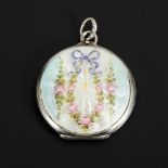 Medaillon mit Guilloche-Emaille.