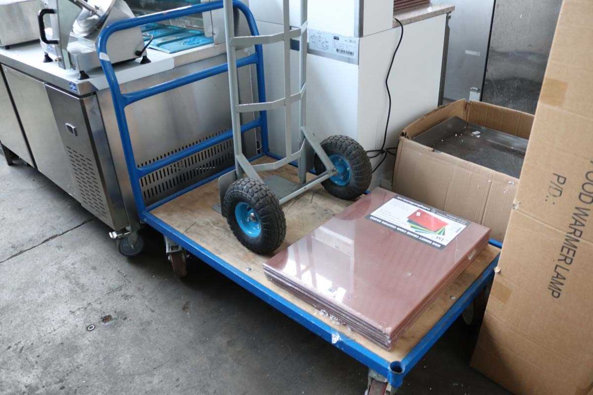 Heavy duty four wheel platform barrow