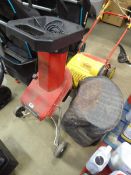 Sovereign electric garden shredder