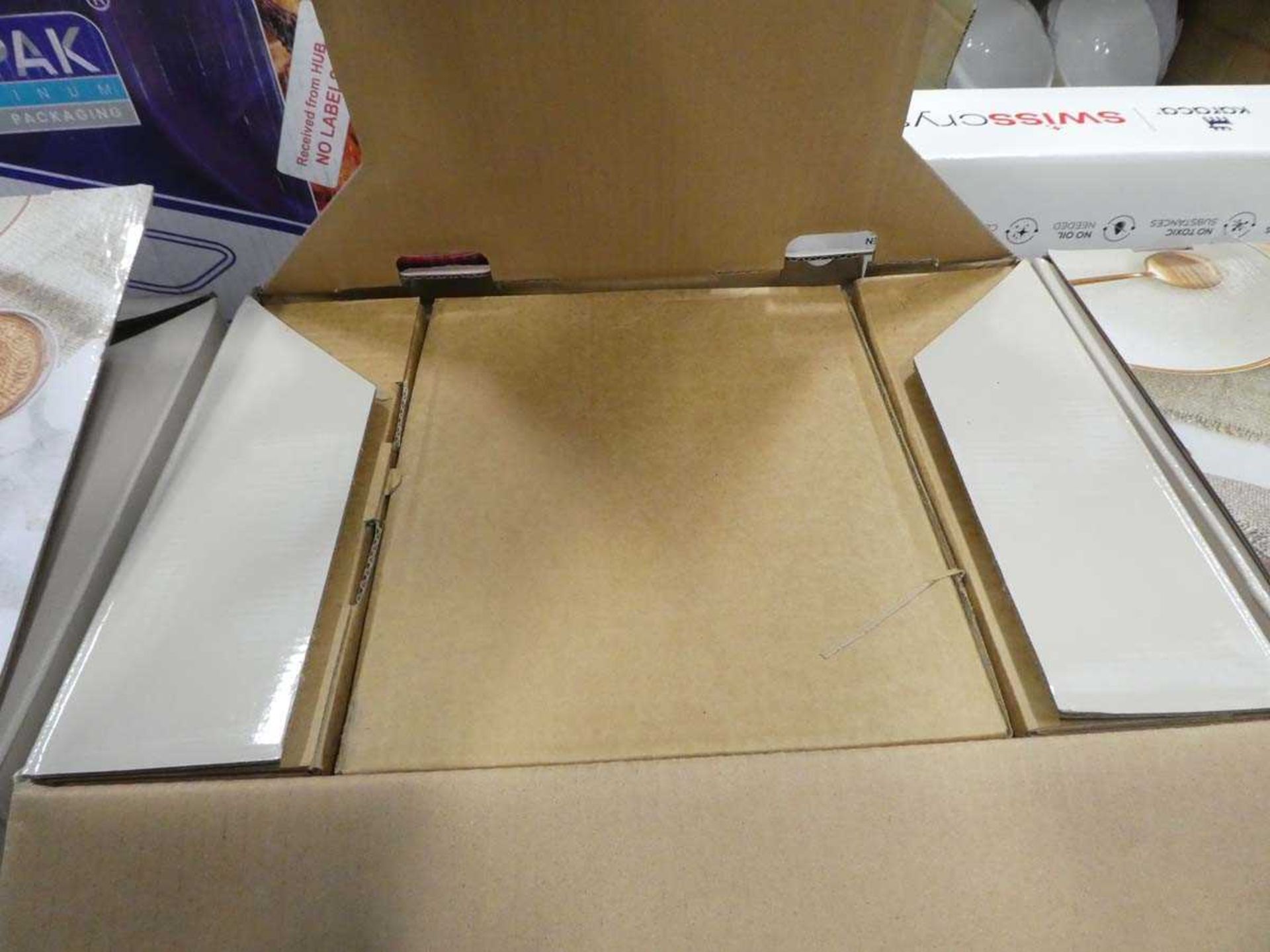 +VAT Over and Back dinnerware set - Image 2 of 2