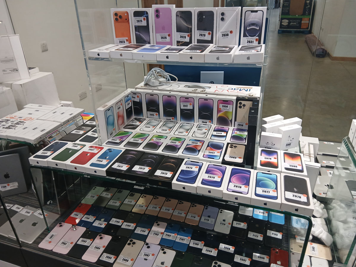 Computer & Electronics Auctions | i-bidder