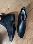 Approx 30 Pairs of Men's Black Chelsea Boots Beckett