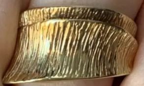 9K On Sterling Silver Italian Design Ring P1/2