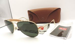 Ray-Ban Aviator Outdoorsman Sunglasses Gold Frame