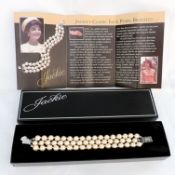 Jackie Kennedy Pearl Bracelet 'Franklin Mint Exclusive' With Certificates and Box