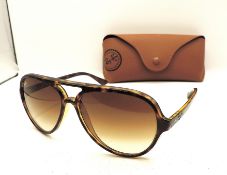 Ray-Ban 4125 CATS 5000 Classic Sunglasses Light Havana Frame