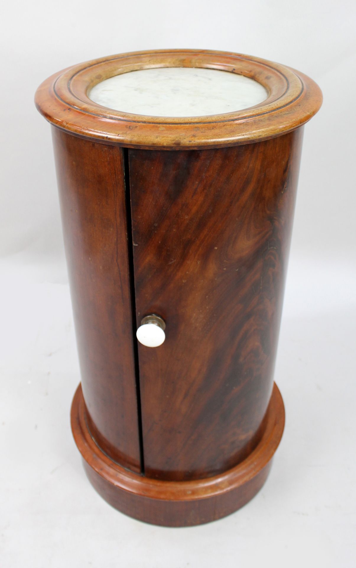 Pair of Victorian Marble Topped Cylindrical Mahogany Pot Cupboards - Image 8 of 13
