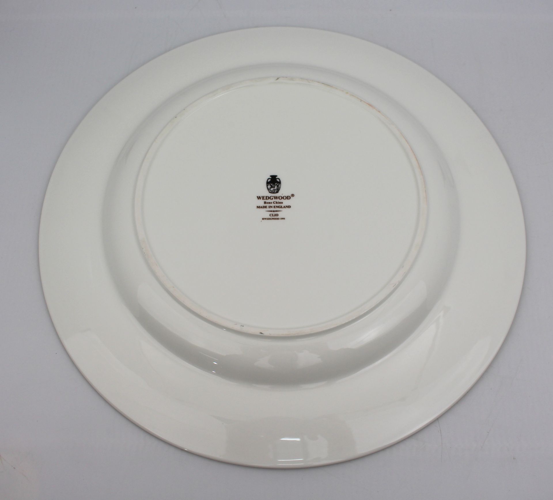 Wedgwood Clio Large Circular Platter - Image 3 of 4