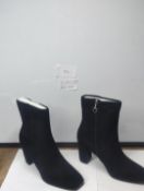Womens Black Heeled Boots Size UK 5.5. Est £20. S2-BOX 77