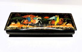 Vintage Russian Hand Painted Lacquer Box Artist Signed 15cm Long.