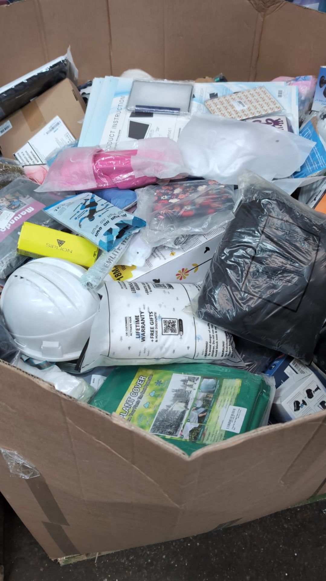 1 x Major Retail Pallet | Typically 500-1000 Items Per Pallet | Ranging Up To £20 RRP - Aprx £50... - Image 6 of 12