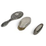 SILVER VANITY ITEMS TO INCLUDE A MIRROR, BRUSH AND CRYSTAL BOX WITH SILVER COVER