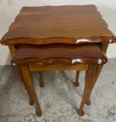 Nest of two tables (H53cm W43cm D35cm)