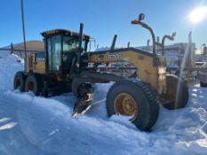 JOHN DEERE MOTOR GRADER MODEL 870G, SN 1DW870GXKA0632426 - NOTE: NEEDS TRANSMISSION REPAIR [YARD]